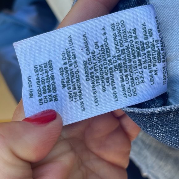 Levi's Cut Off Blue Denim Jean Shorts Size 32 - Picture 6 of 10